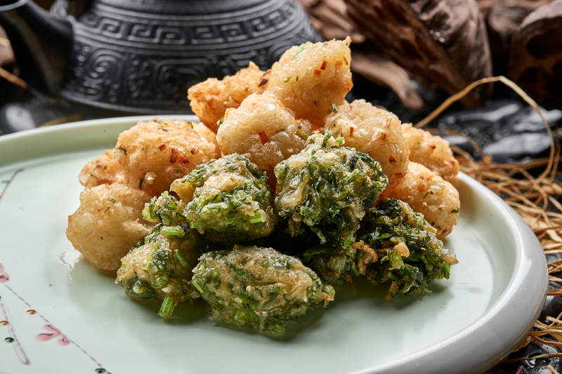 香炸土豆野菜鸡蛋丸子图片