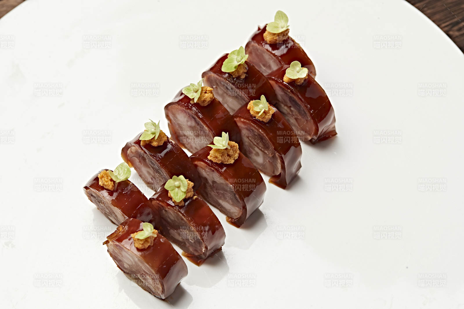 五香皮冻压肘花切片图片