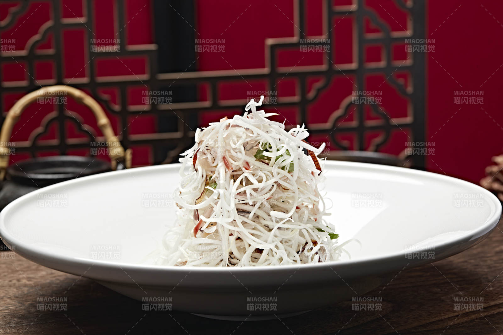 鱿鱼丝凉拌白菜丝图片