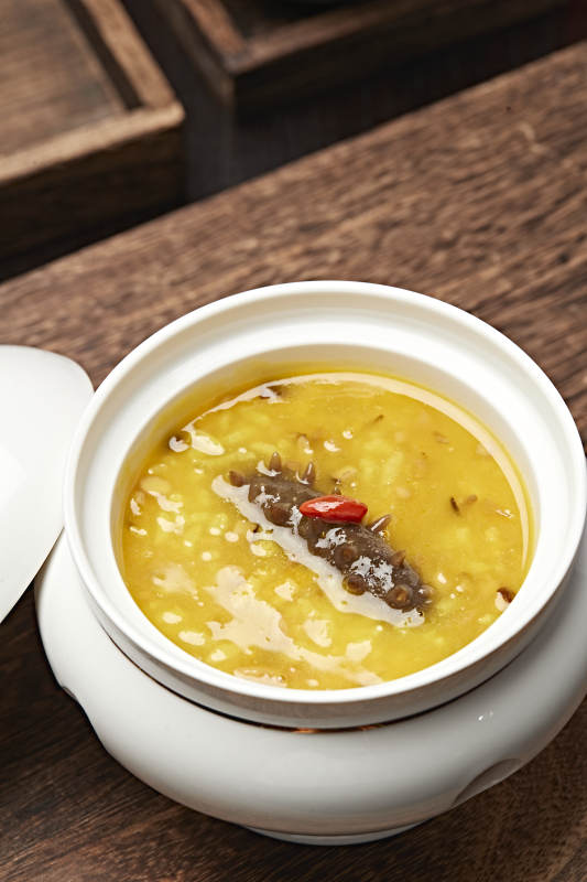 鲍鱼汁薏米枸杞炖辽参图片