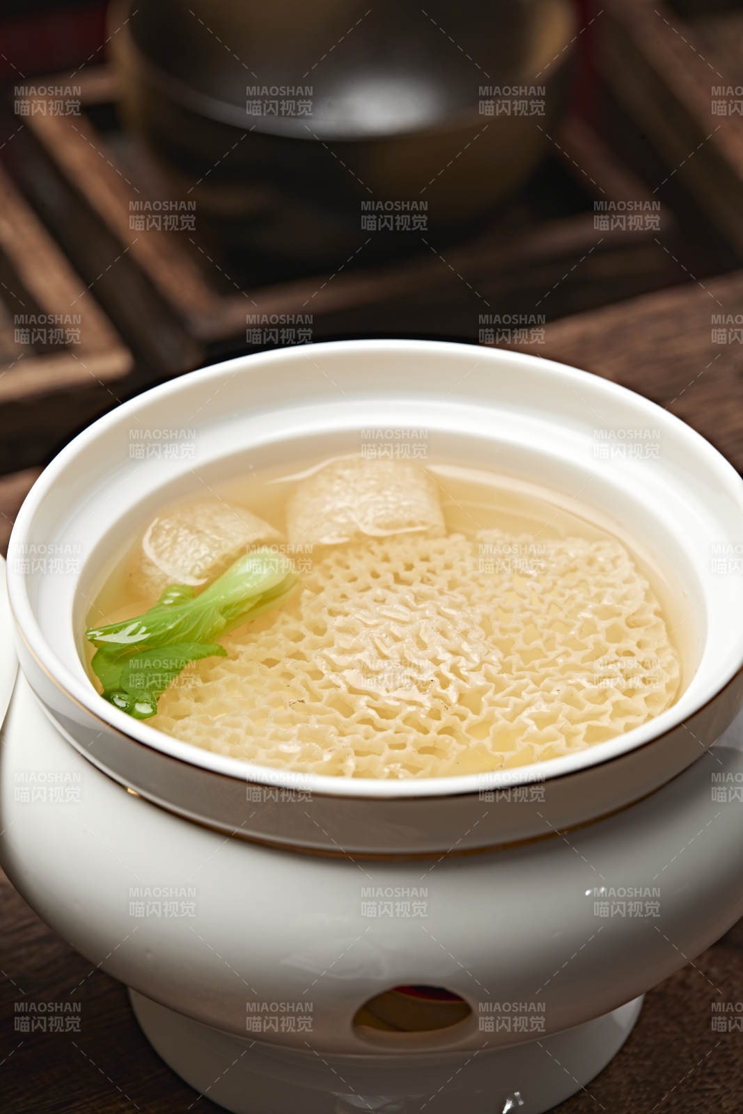 竹荪网竹荪根炖鲜汤图片