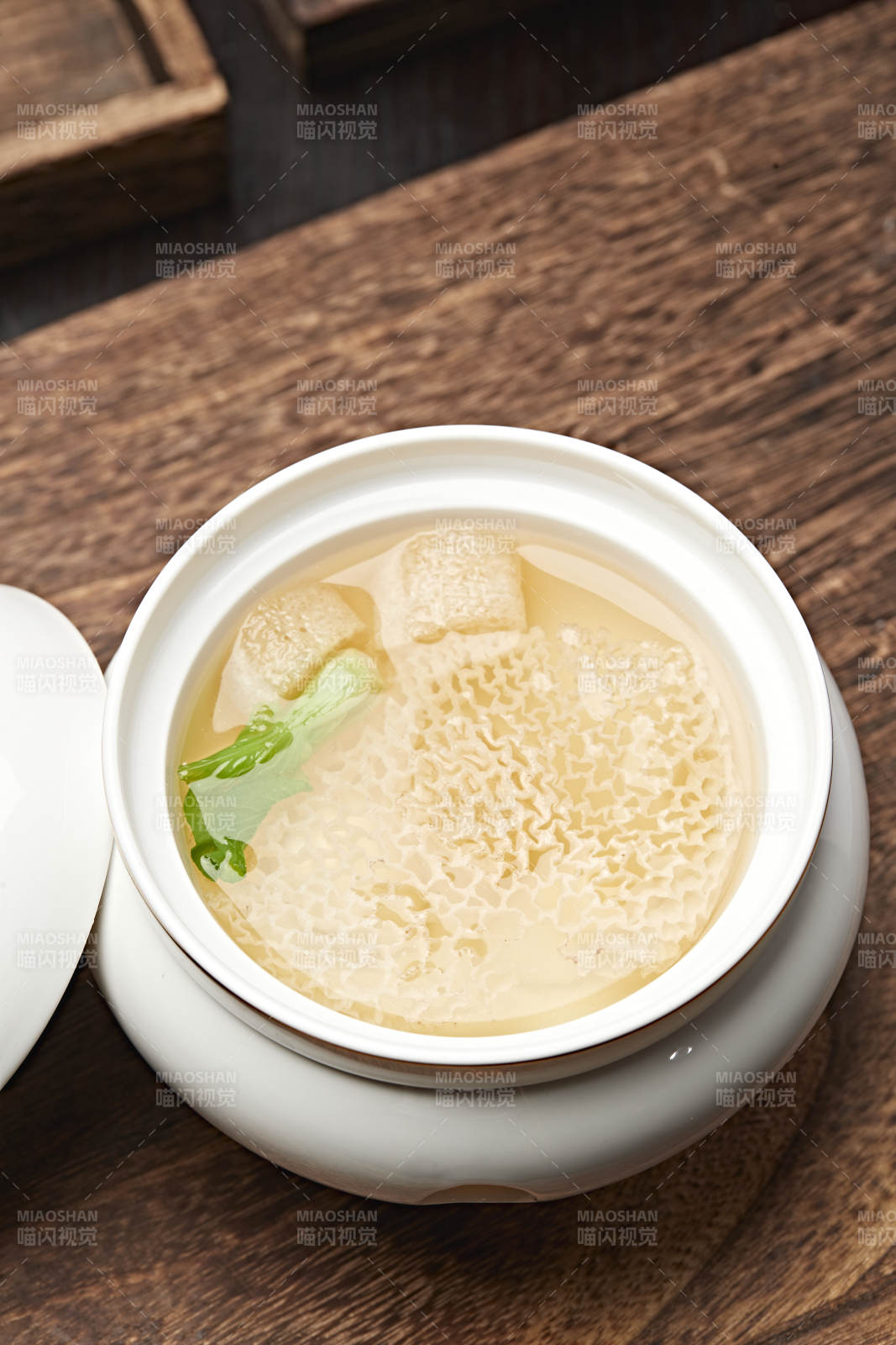 竹荪网竹荪根炖鲜汤图片