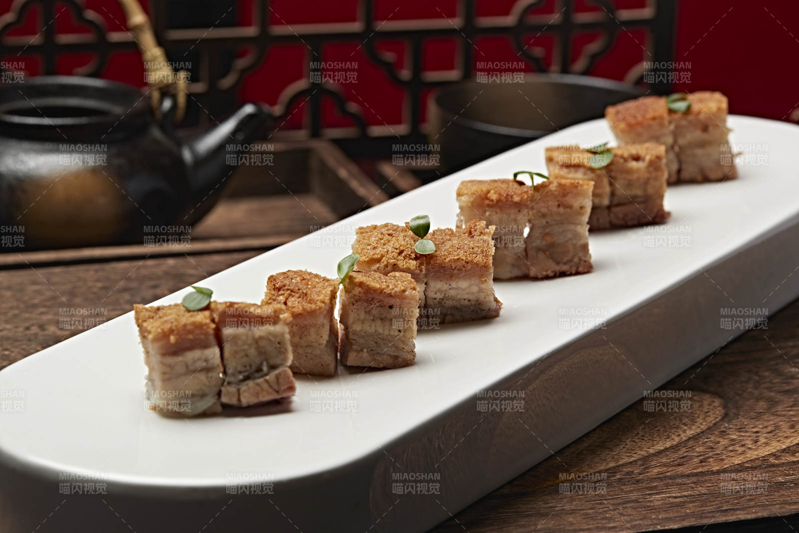 澳门脆皮烧白肉图片