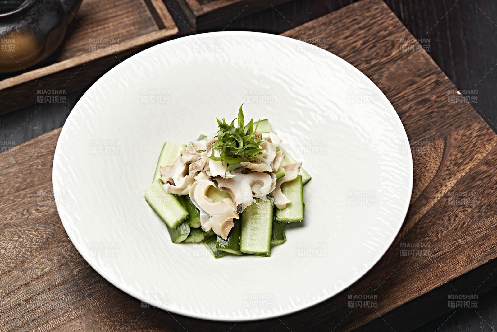 浇汁青瓜螺头图片