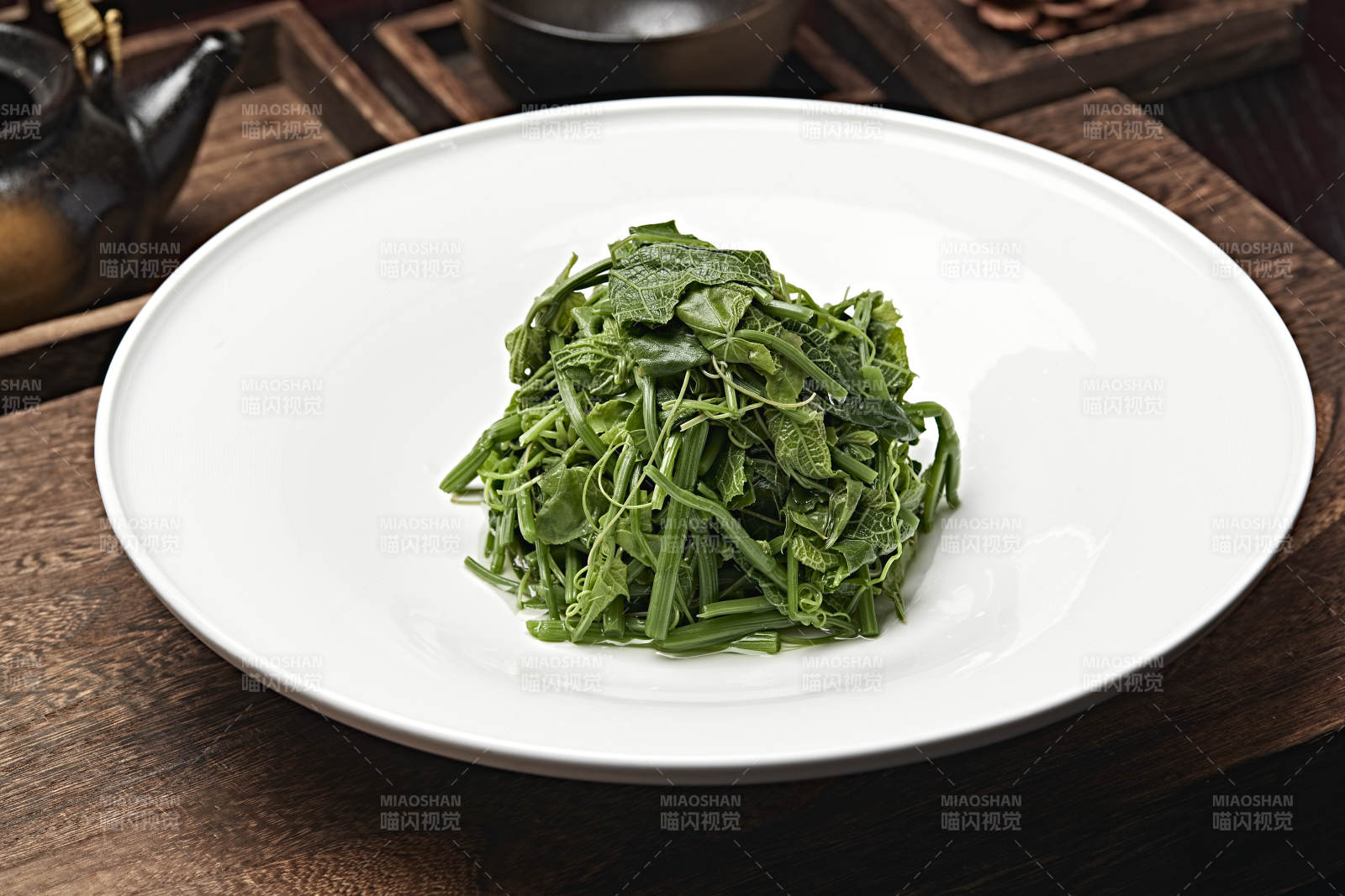 凉拌盐水蕨菜图片