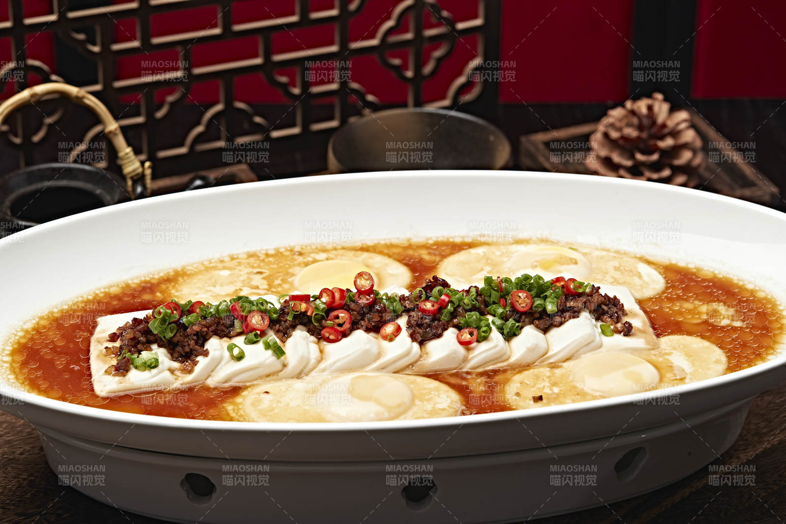 和牛碎内酯豆腐蒸水蛋图片