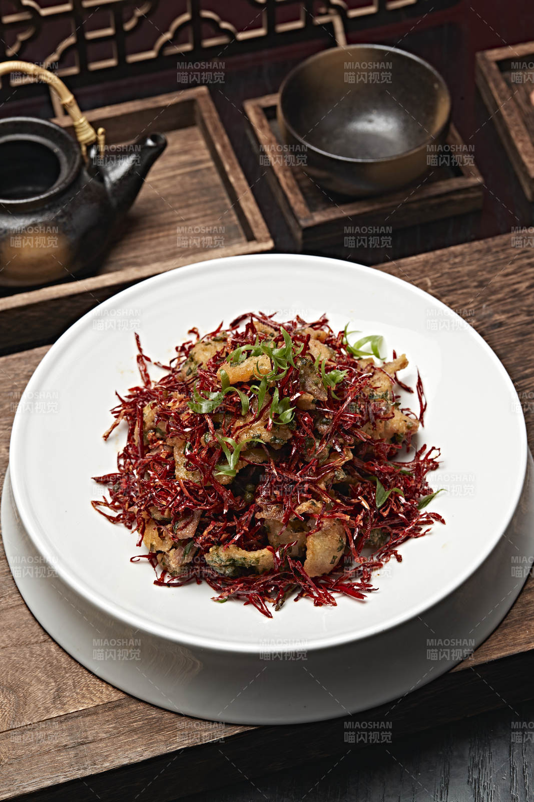 辣椒丝炒过油五花肉片图片