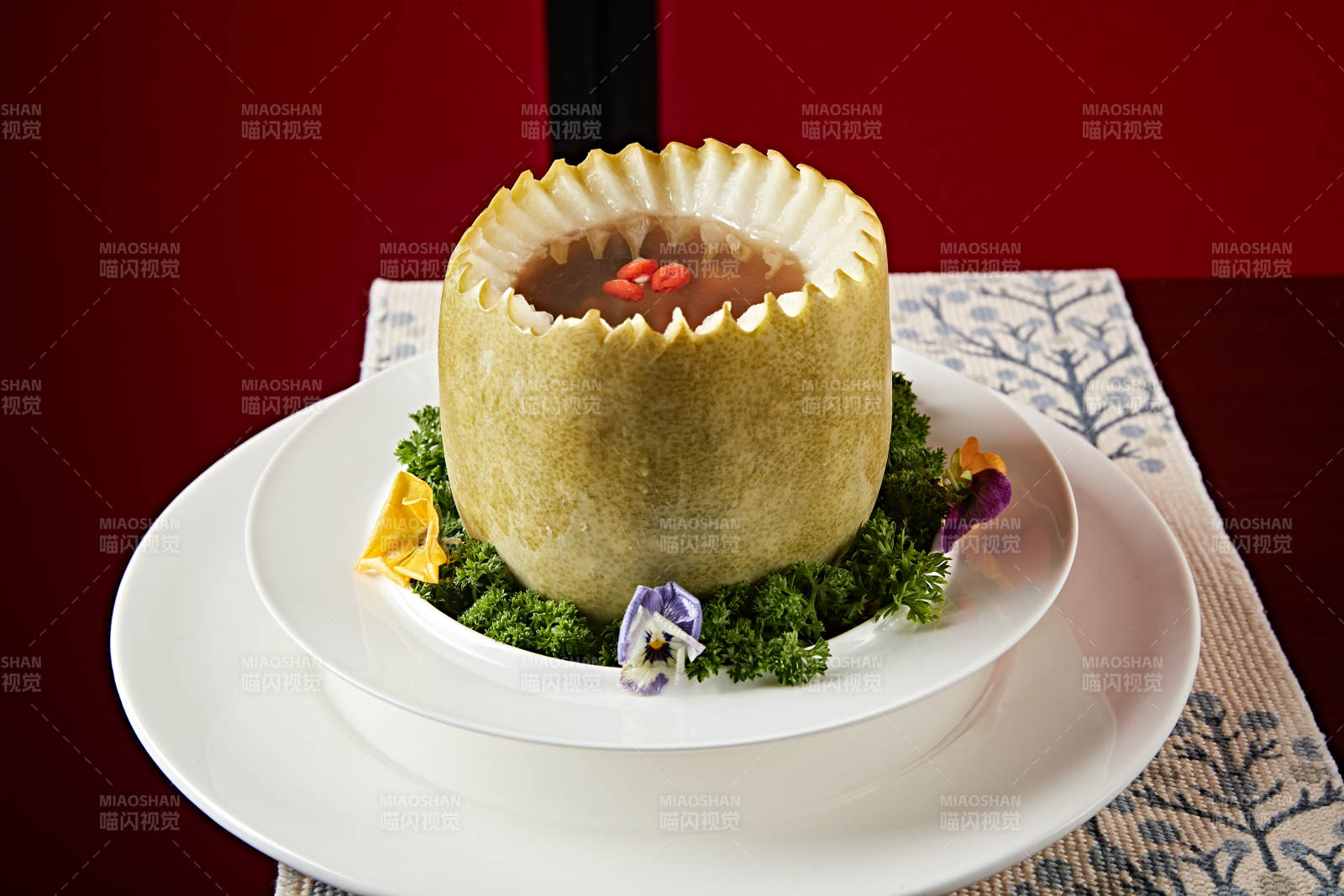 乌鸡花胶冬瓜盅图片