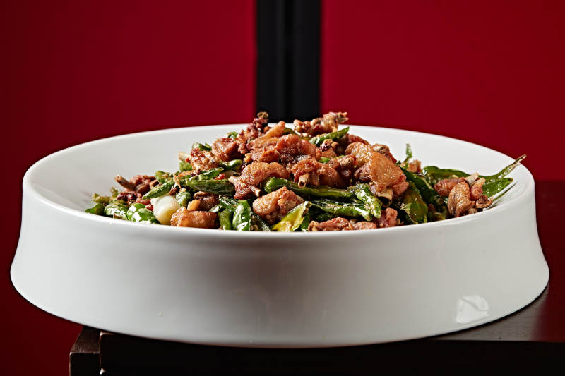 干煸酥炸杭椒柴鸡块图片