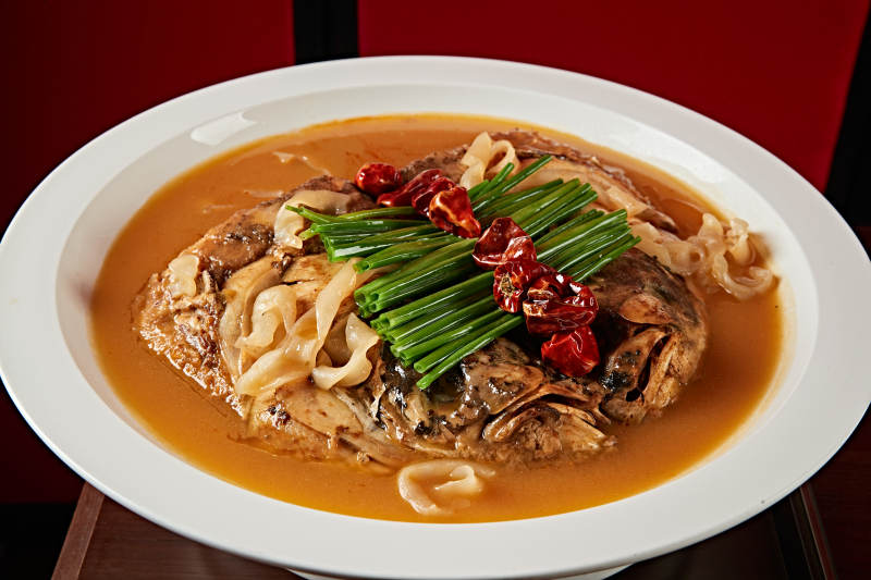 酱焖千岛湖野生大鱼头图片