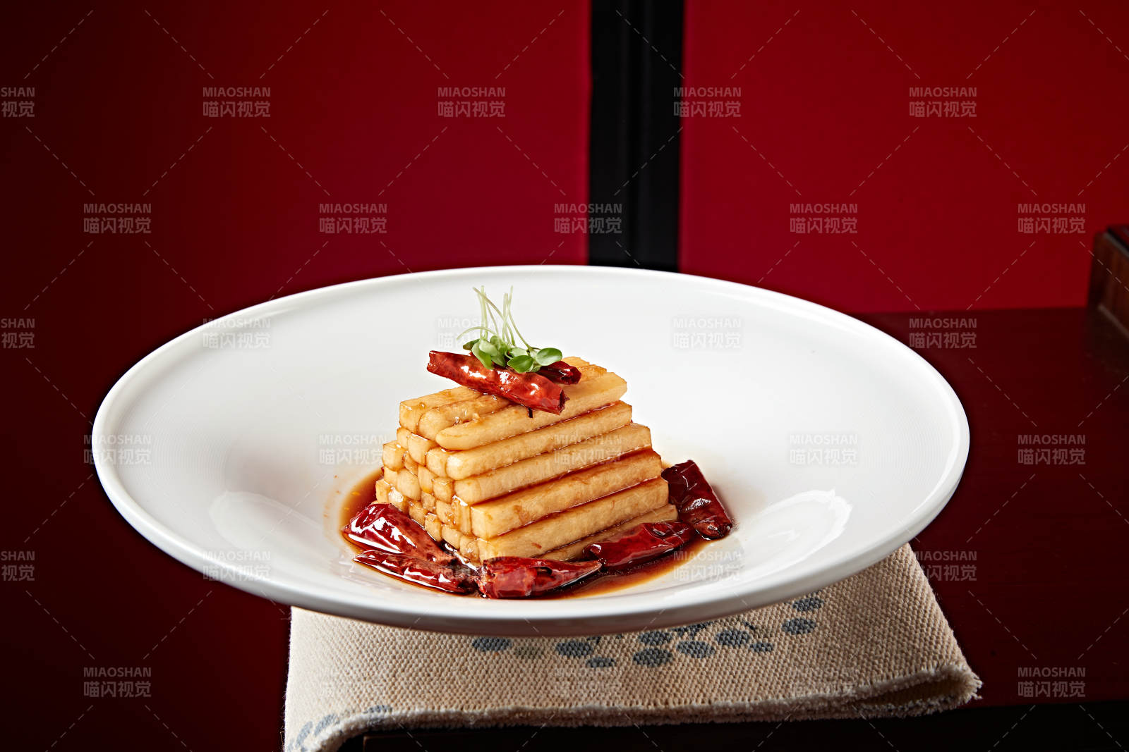 浇汁甜辣凉薯条豆薯图片