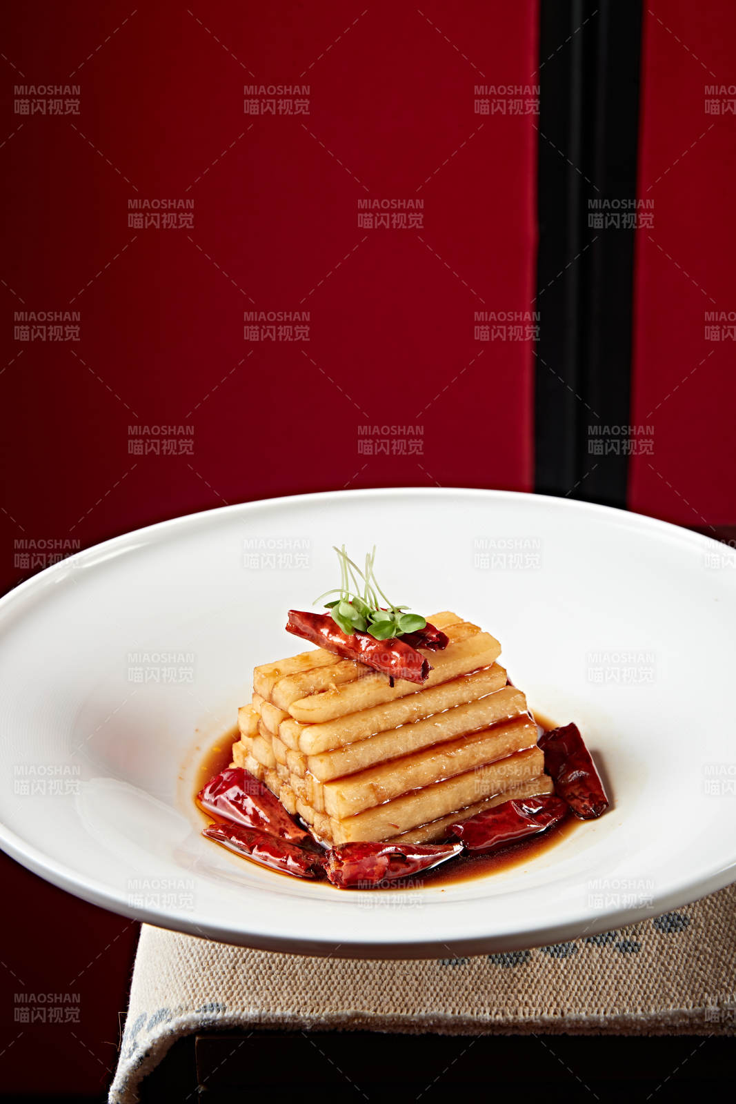 浇汁甜辣凉薯条豆薯图片