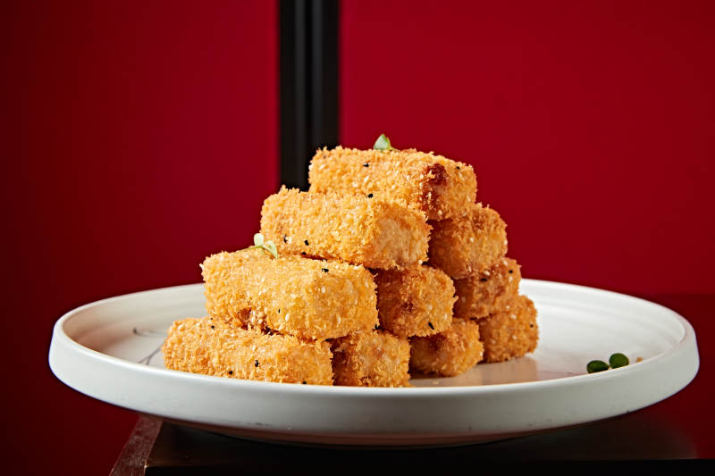 面包糠拖面炸鳕鱼条图片