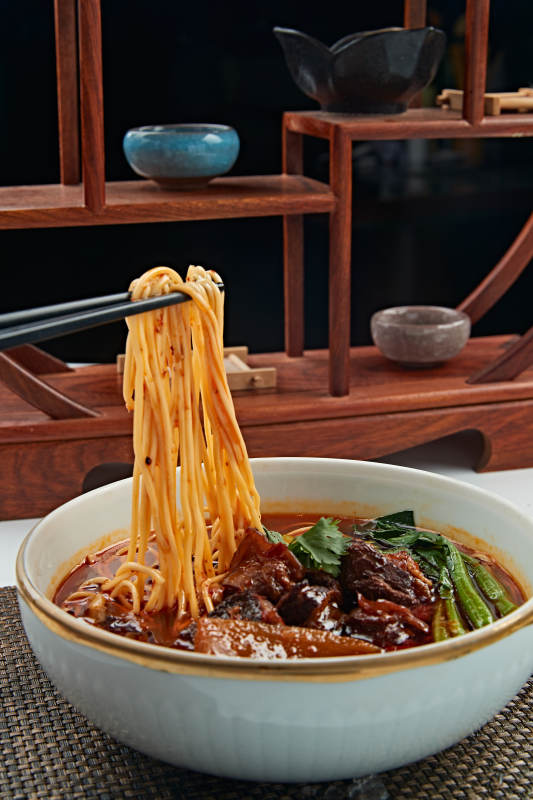 红油重庆牛肉小面图片