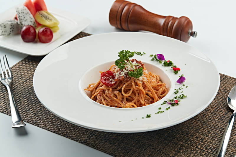 意大利茄汁肉酱面意面图片