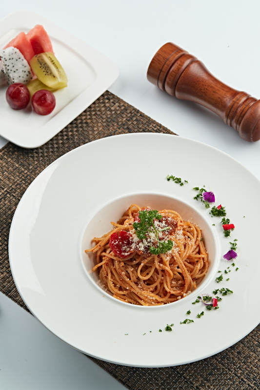 意大利茄汁肉酱面意面图片