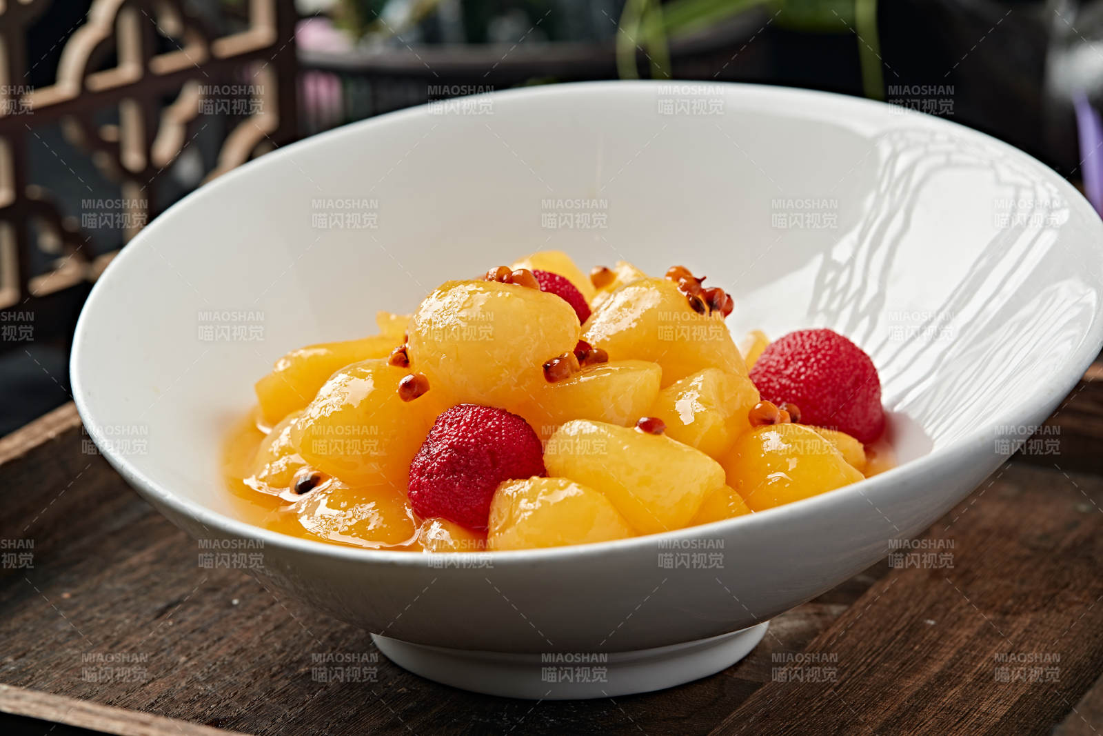 蜂蜜沙棘雪梨杨梅果图片