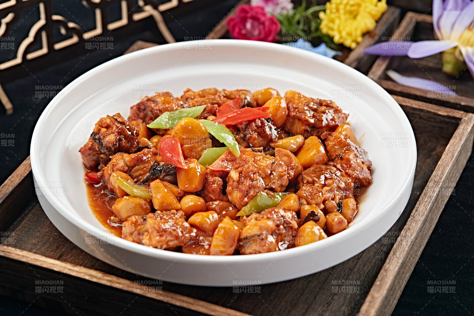 蒜子板栗烧黄鳝图片