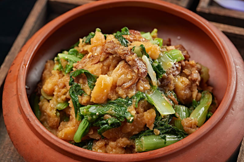 五花肉土豆炖小白菜图片