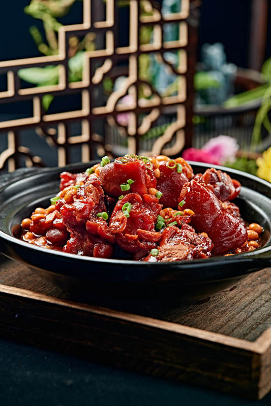 砂锅黄豆焖猪手图片