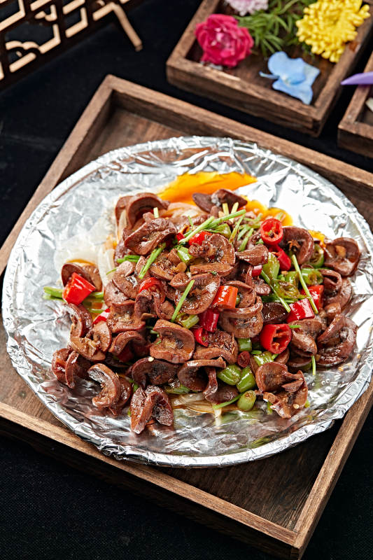 锡纸铁板香辣腰片图片