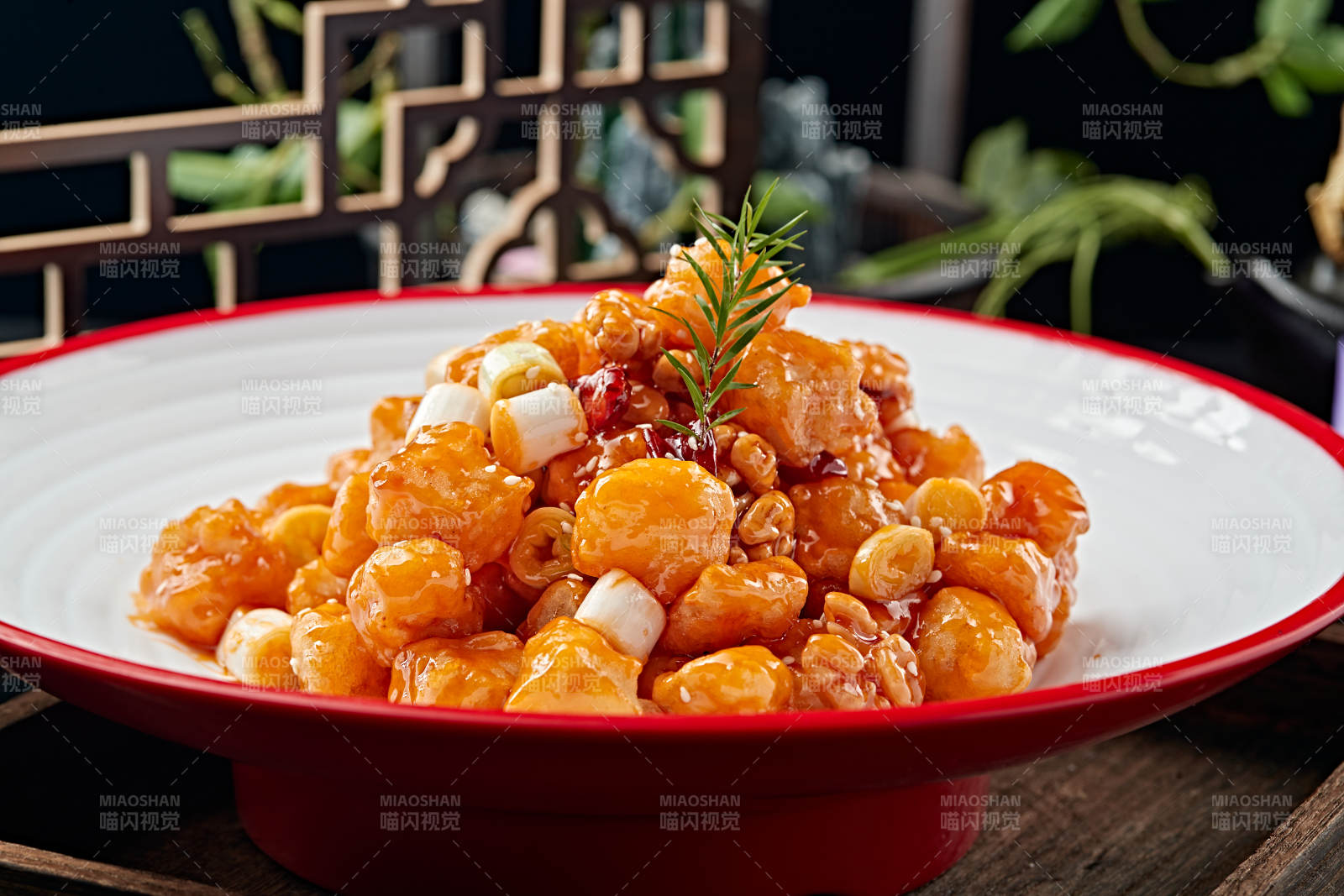 宫保糖醋桃仁鳕鱼粒图片