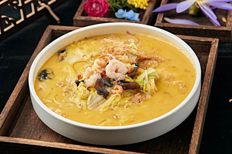 津菜浓汤炖八珍图片