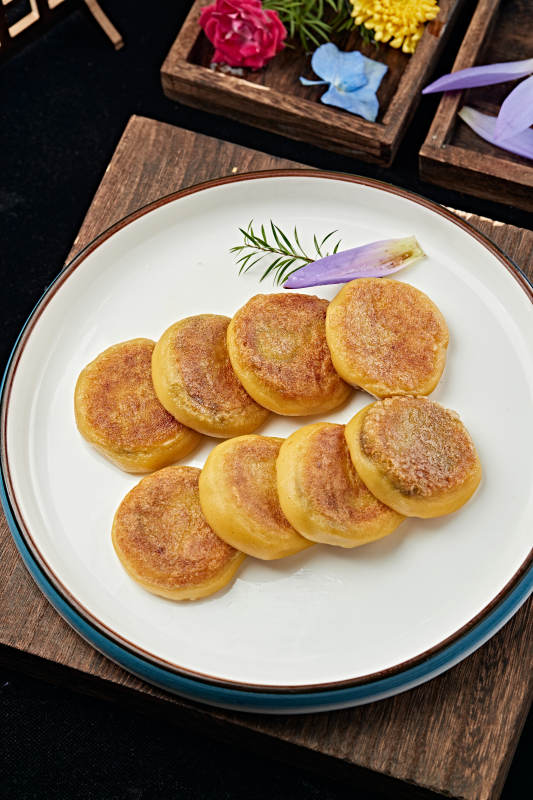 油炸红糖豆馅黄面糕图片