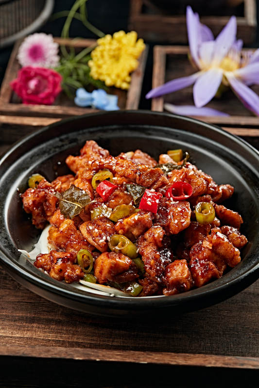 砂锅台湾三杯鸡图片