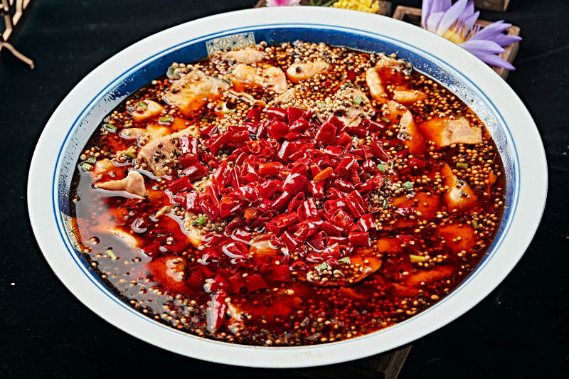 藤椒香辣水煮草鱼片图片