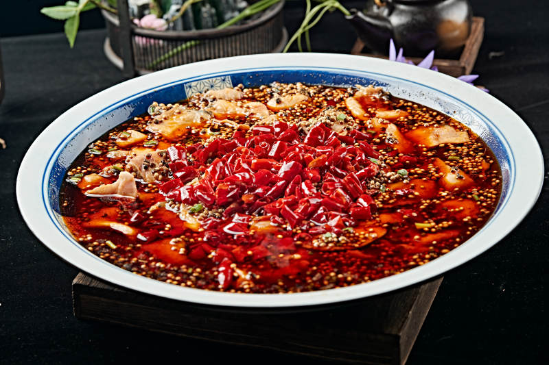 藤椒香辣水煮草鱼片图片