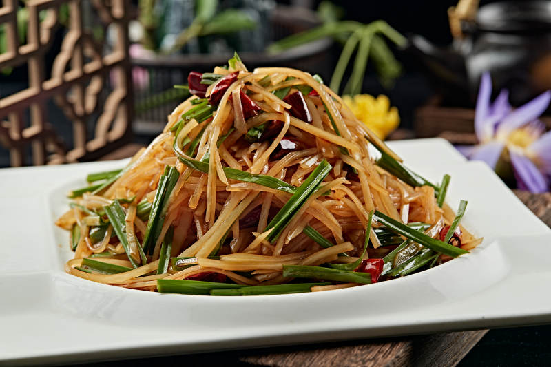 韭菜素炒土豆丝图片