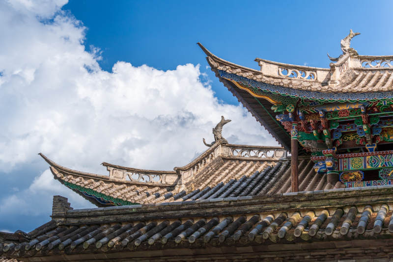 云南大理巍山古城文庙的古建古建筑飞檐翘角图片