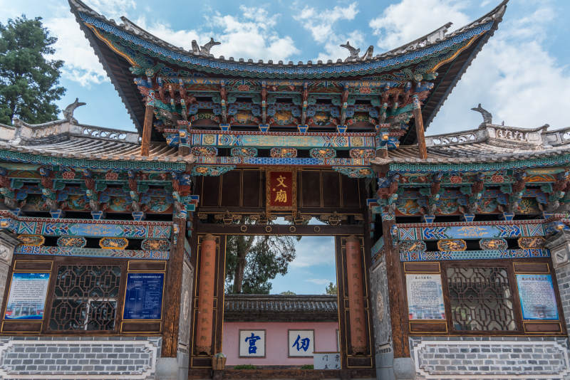 云南大理巍山古城文庙文庙古建筑入口图片