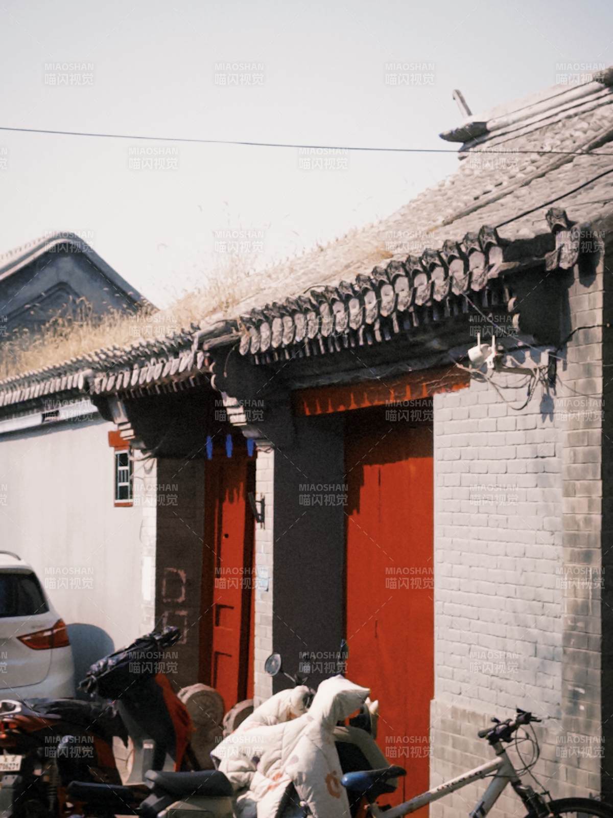 北京胡同老屋与红门图片