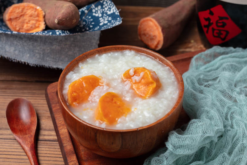 暖胃红薯粥图片