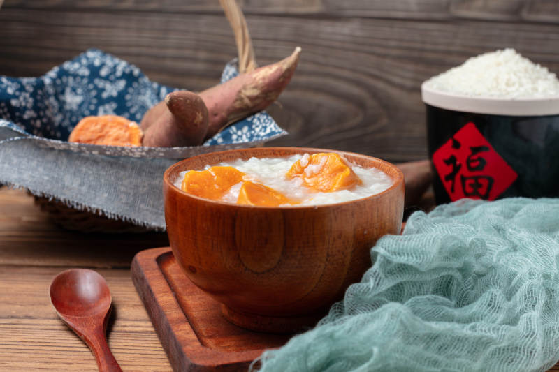 大雪红薯粥图片