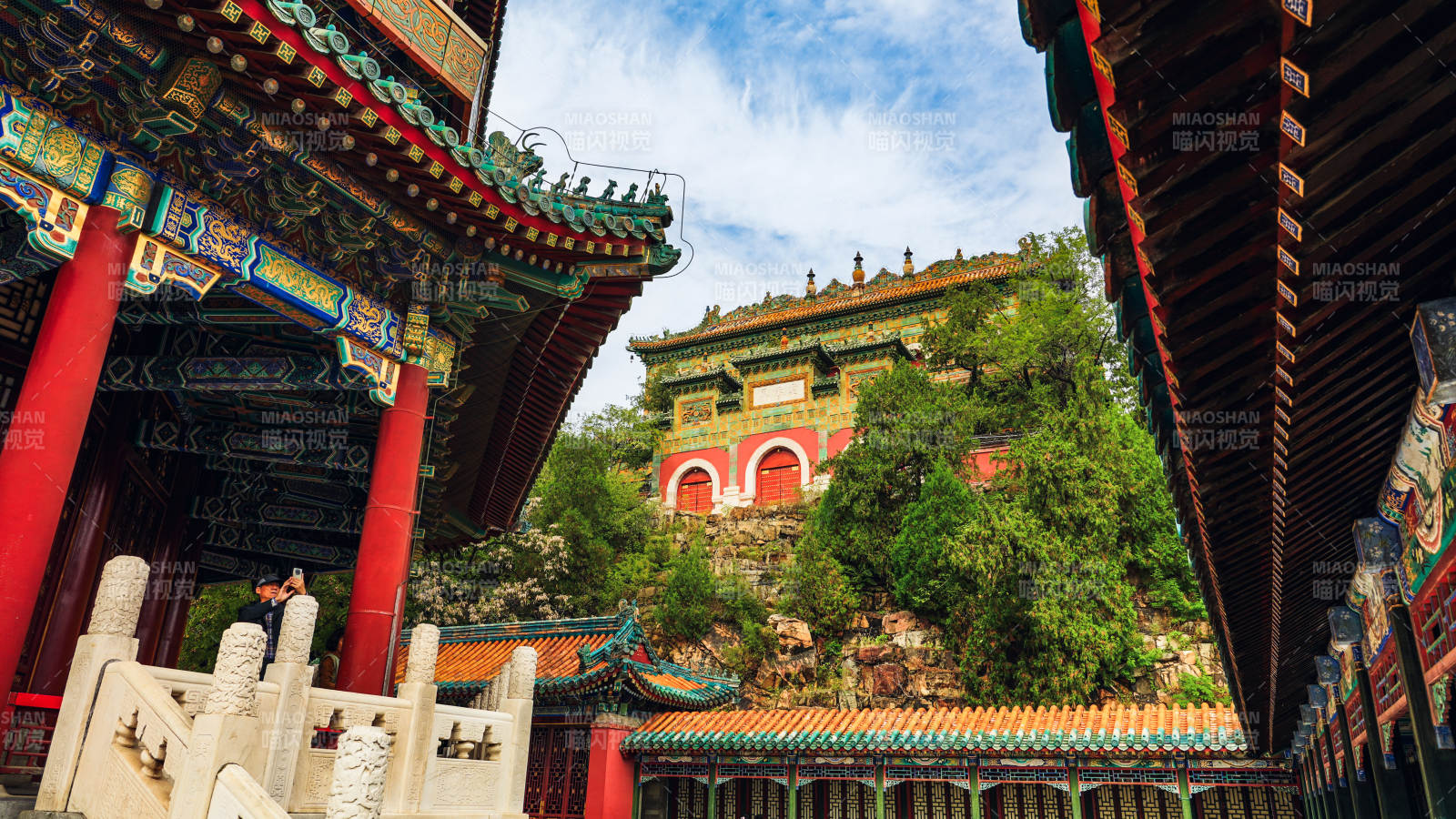 颐和园佛香阁古建筑群风光图片