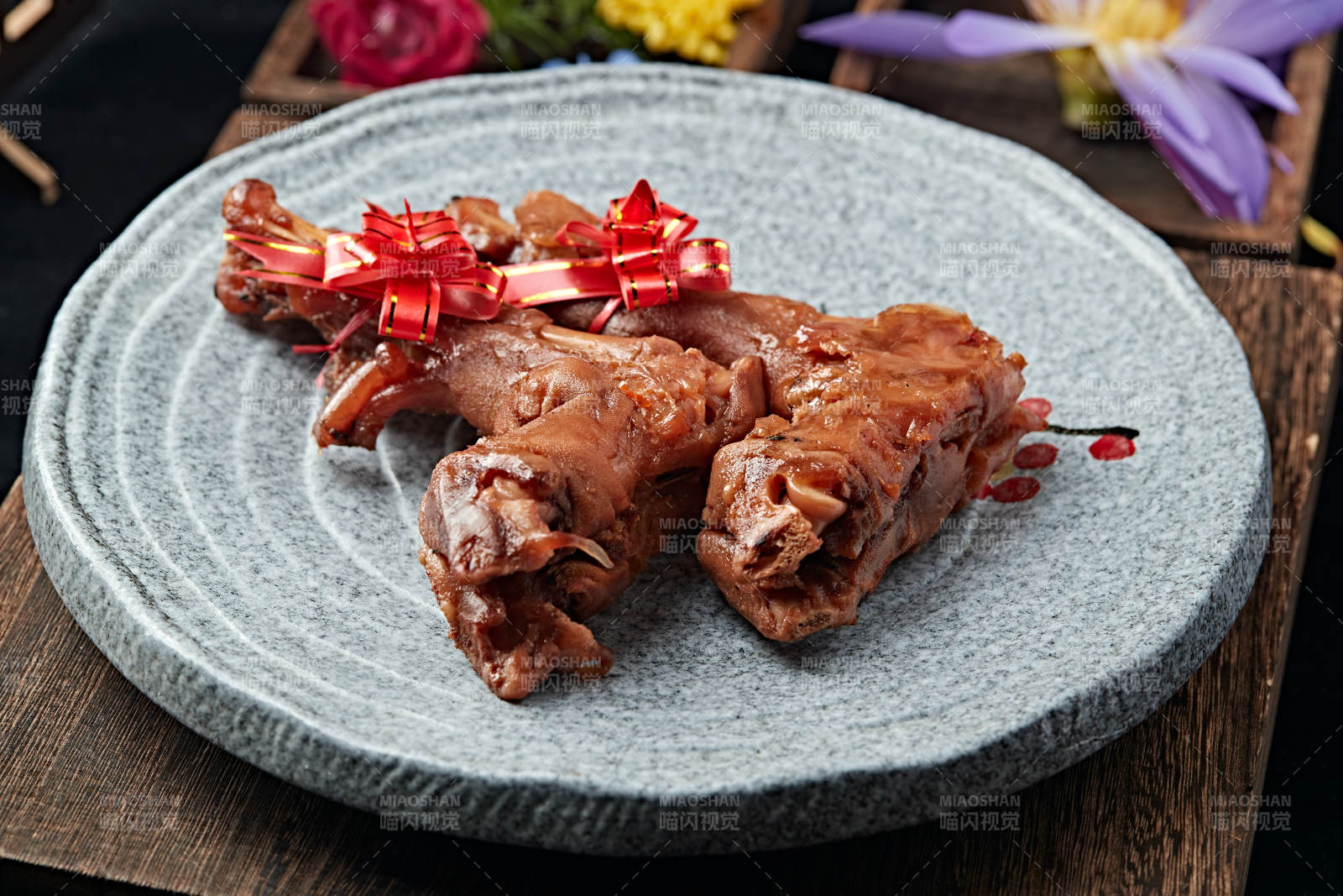 辣味卤羊蹄图片