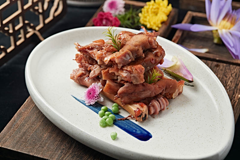 手掰腊味卤羊蹄块图片