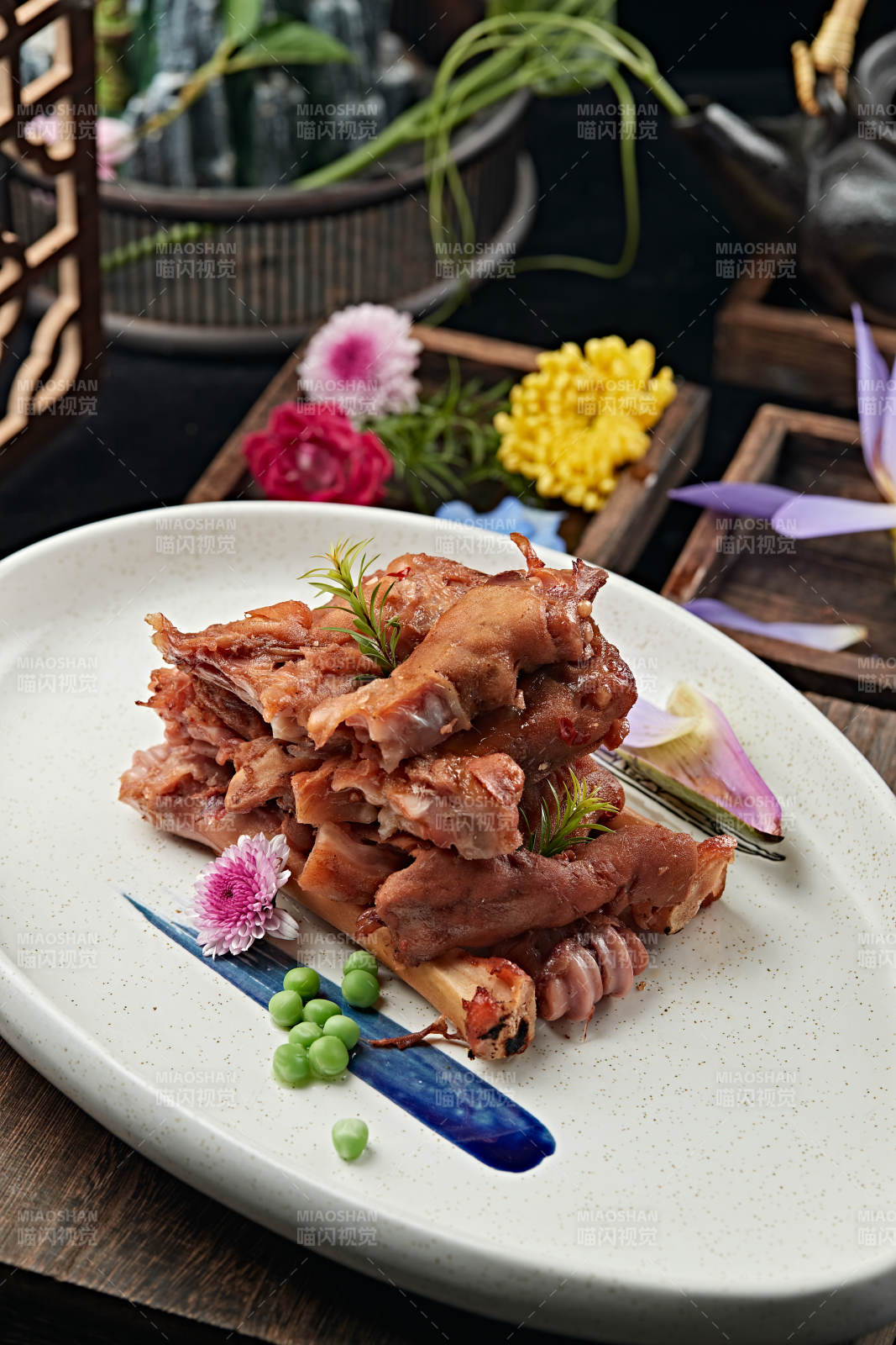 手掰腊味卤羊蹄块图片