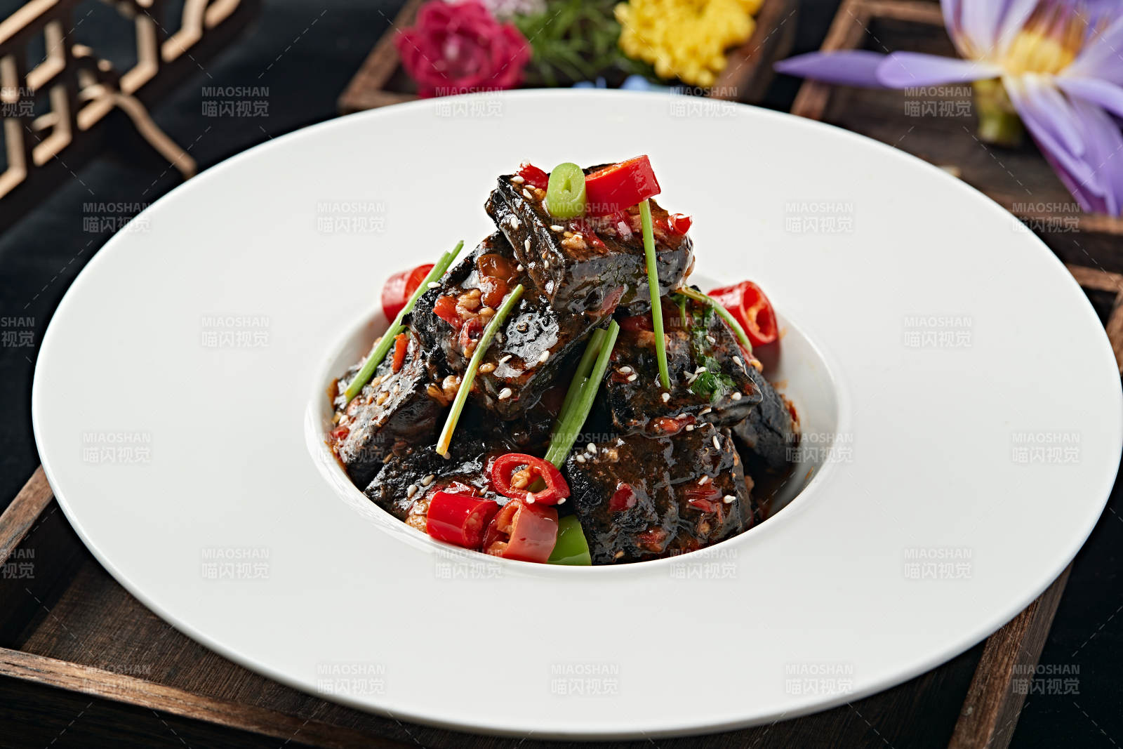 油炸长沙臭豆腐图片