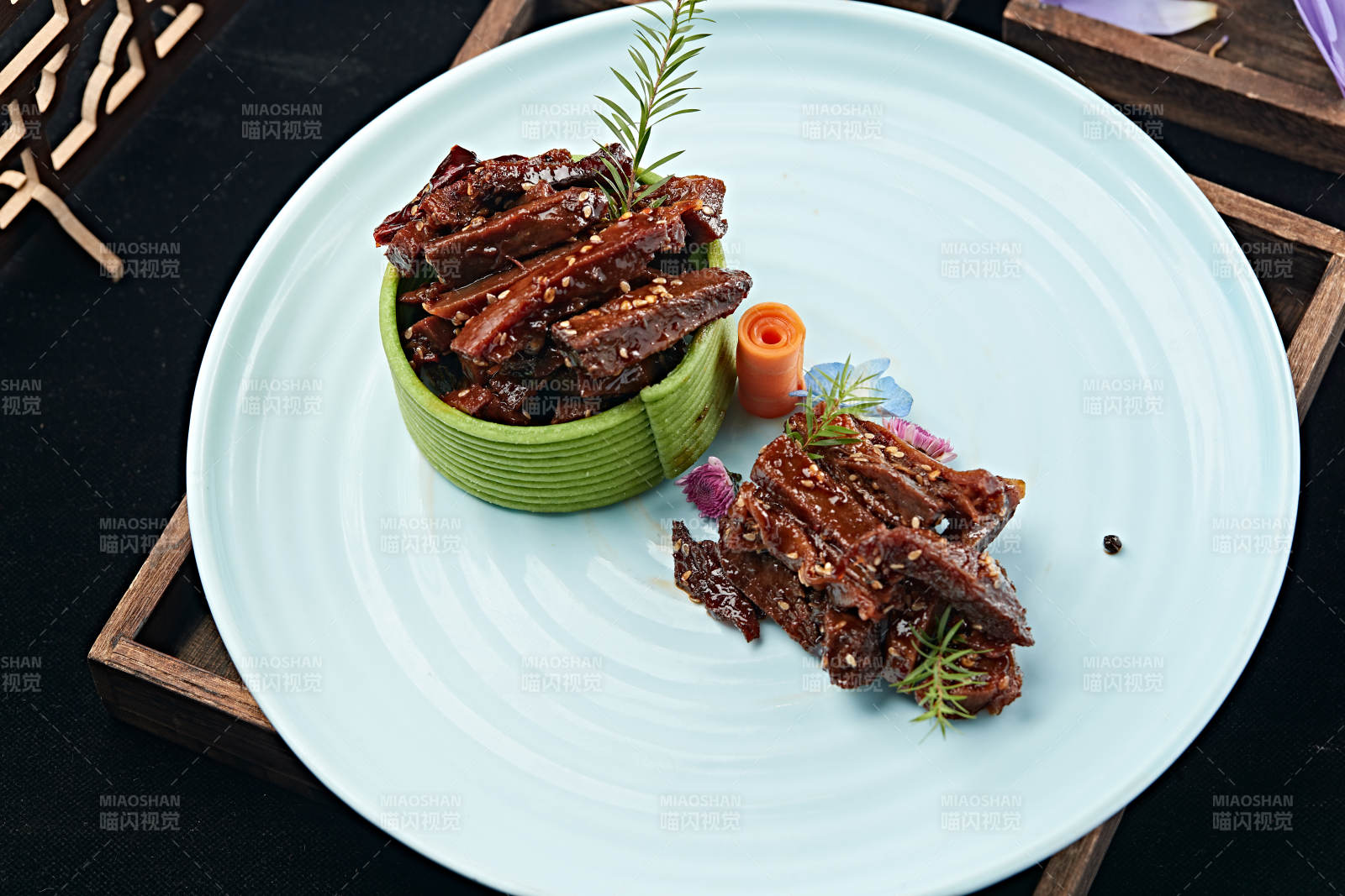 凉拌麻辣风干牛肉图片