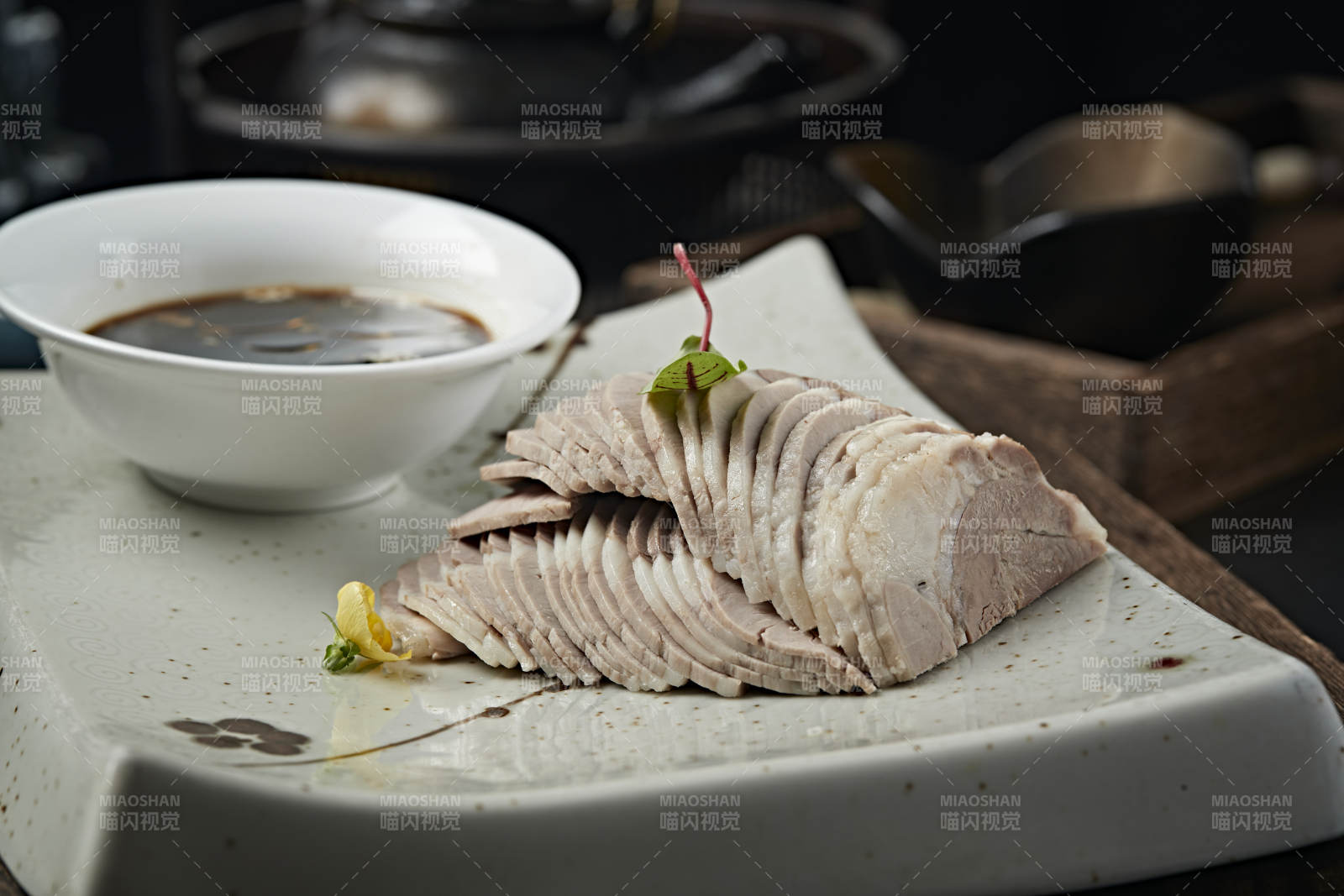 蘸汁清水羊肉图片