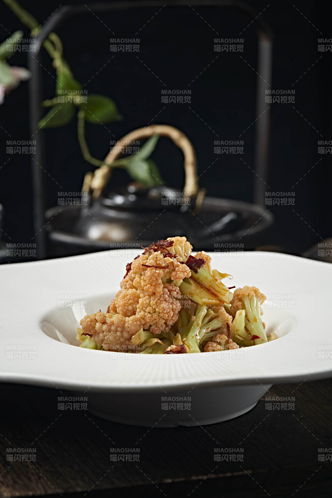 香辣红油花椰菜菜花图片