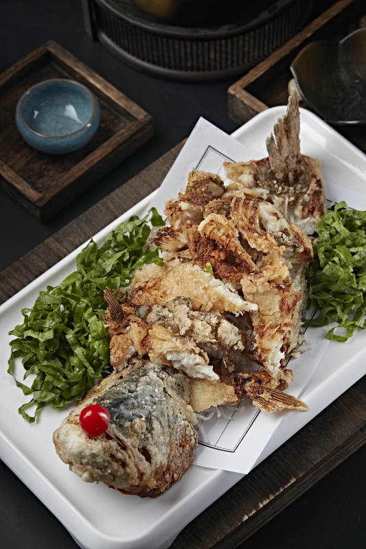 手撕干炸鲈鱼图片