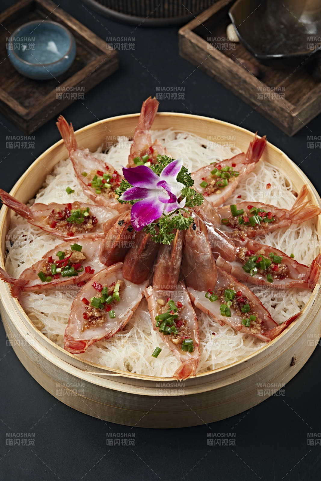 蒜蓉粉丝蒸开背大虾图片