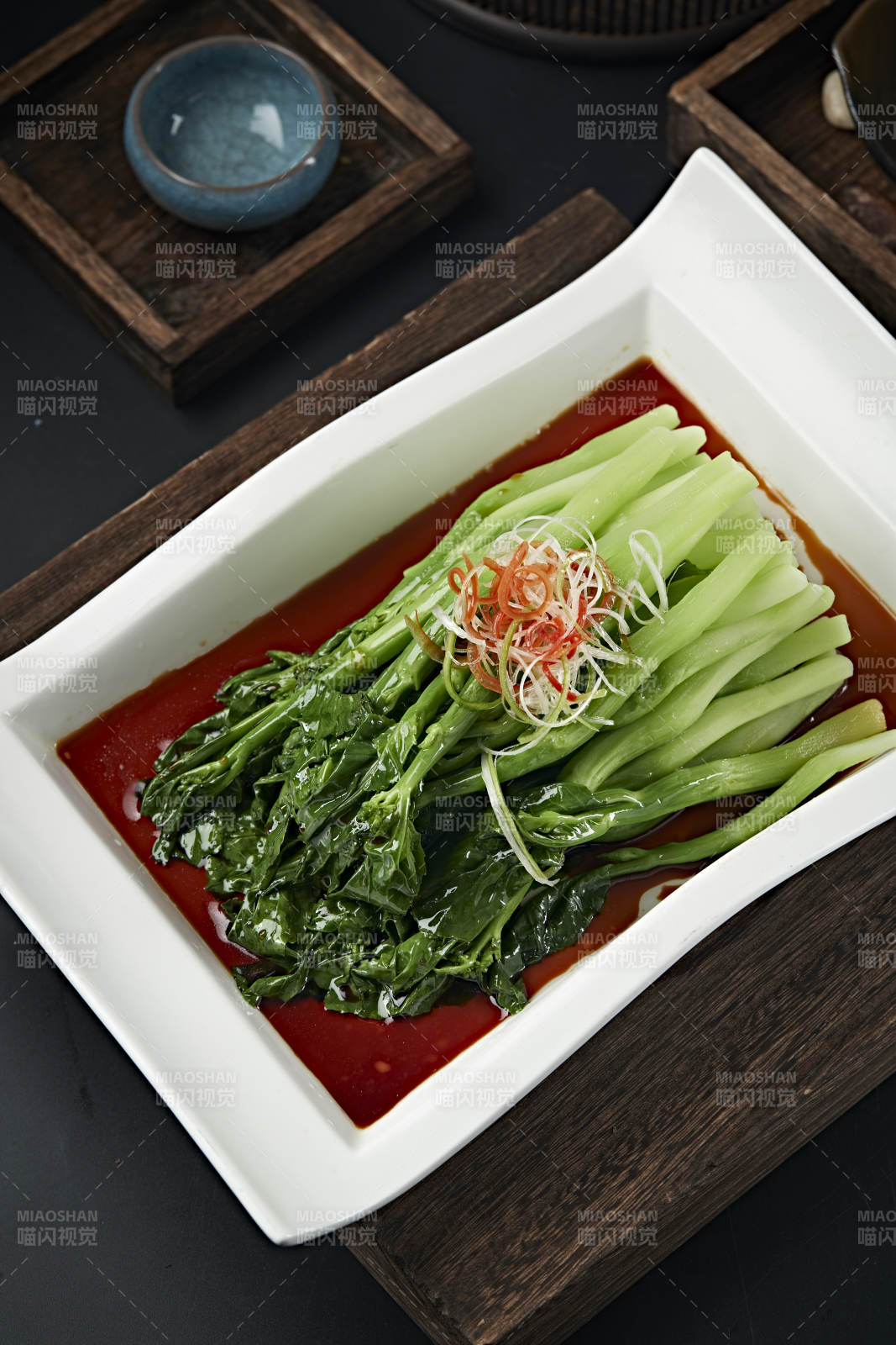 白灼浇汁菜心图片