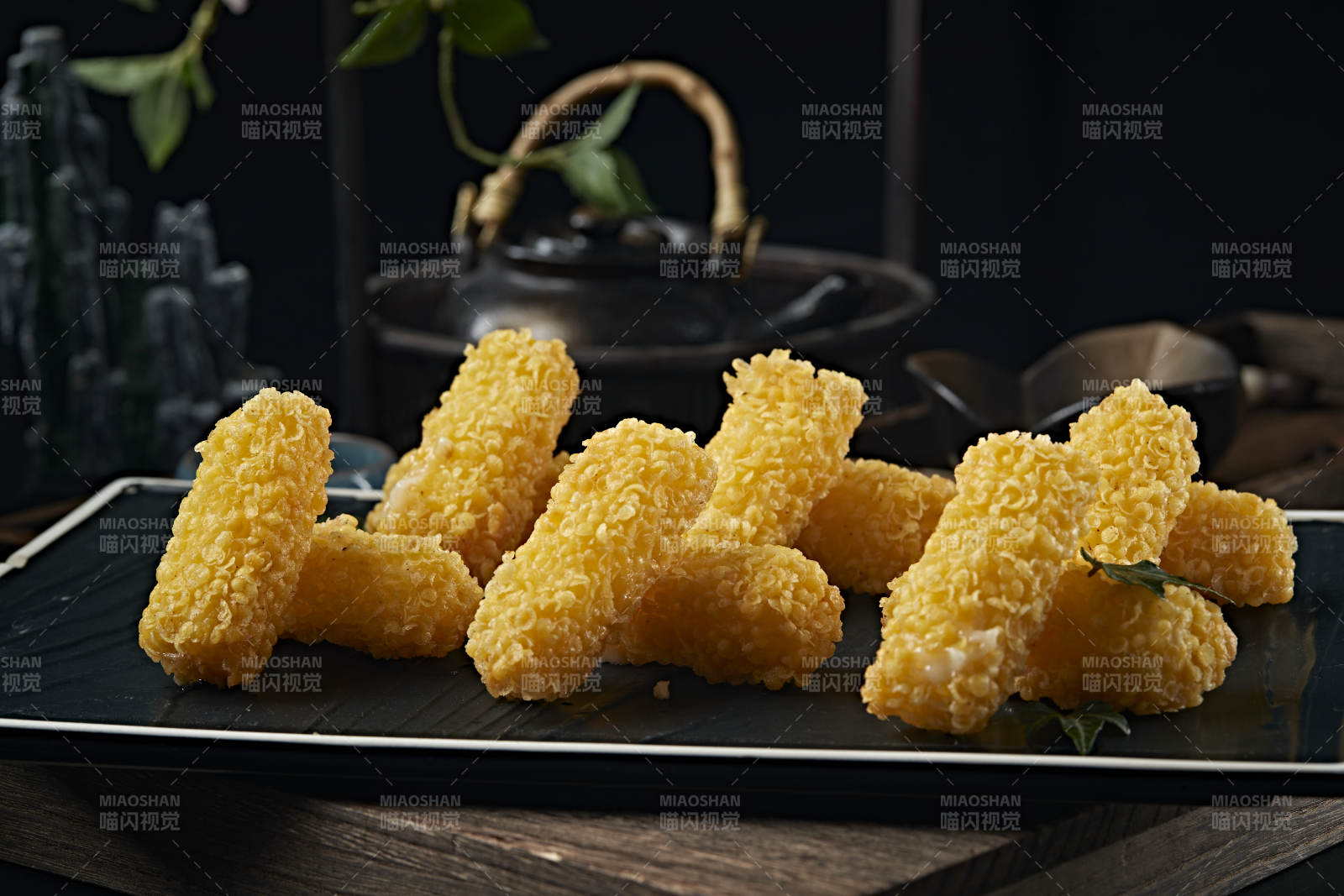 甜品小吃油炸鲜奶图片