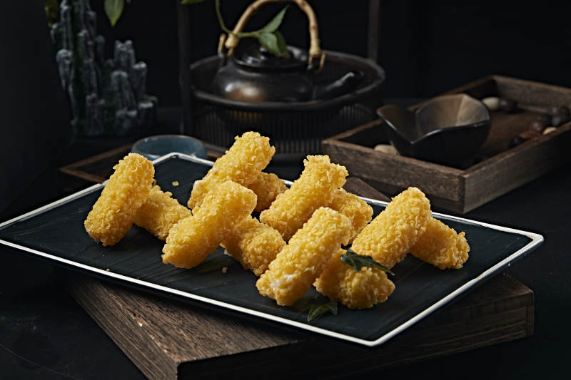 甜品小吃油炸鲜奶图片